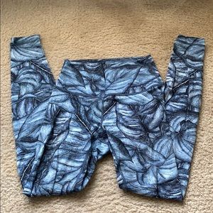 Lululemon Wunder Under pants